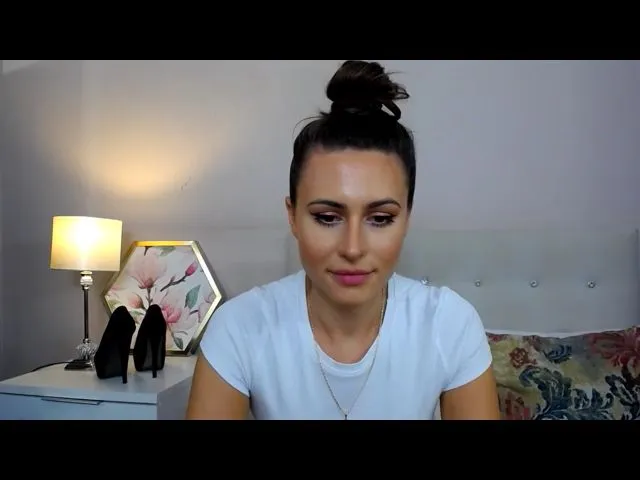 Live sex webcam photo for CharlotteLOV #255872200