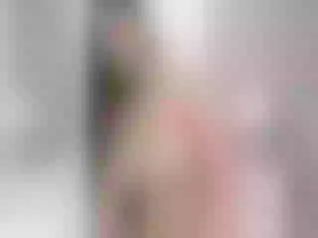 Live sex webcam photo for LissieVans #262310936