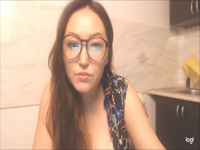 Live sex webcam photo for HrnyTeacher #262280378