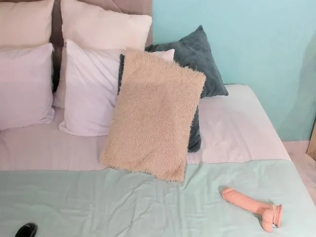 Live sex webcam photo for circenmilen #264675980