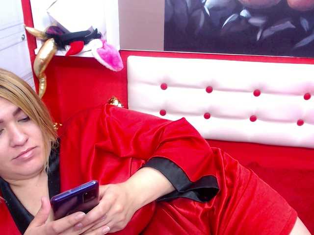 Live sex webcam photo for BIGdirtyslave #246154948