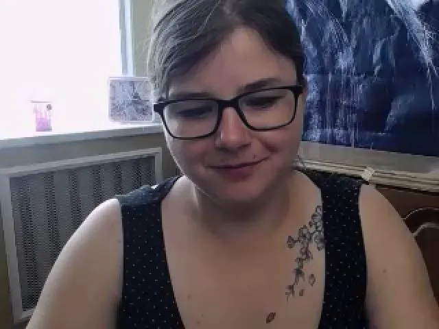 Live sex webcam photo for MonLais #253790448
