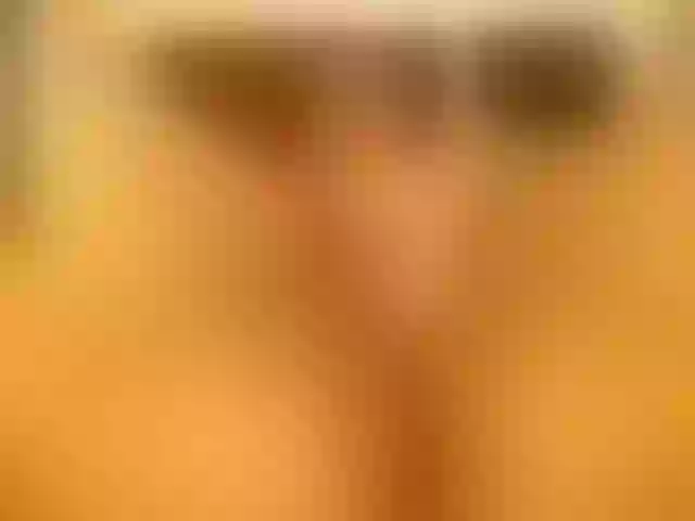 Live sex webcam photo for KhloeSmalls #241031401