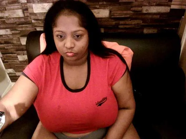 Live sex webcam photo for Indiantasha #287986013