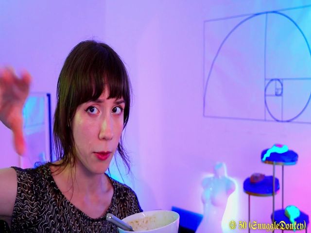 Live sex webcam photo for MinnieMoralia #253551660