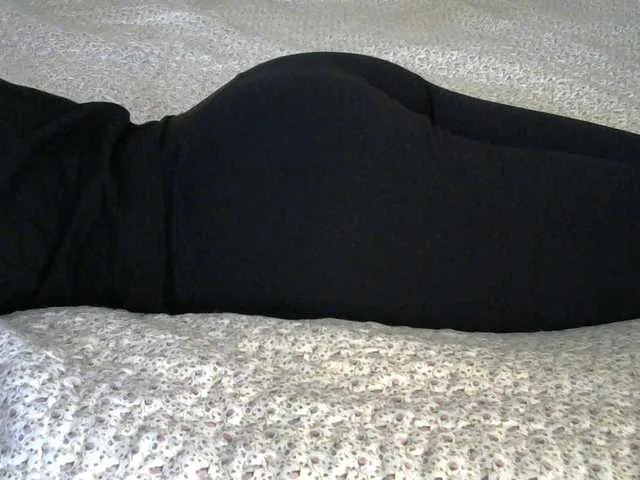 Live sex webcam photo for liZAAAZ #246276186