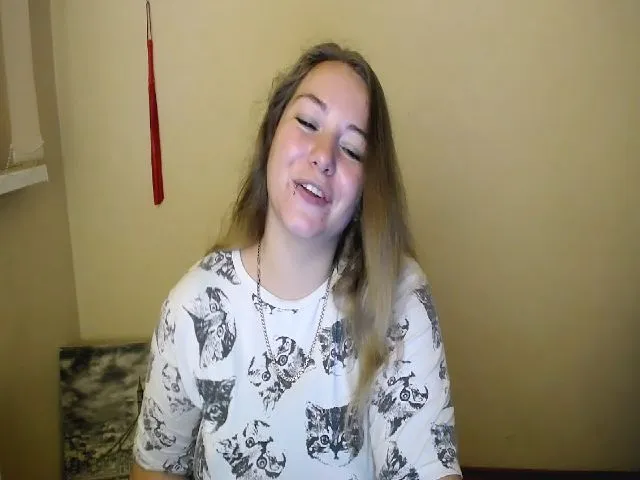 Live sex webcam photo for StellaJ_ #253141212