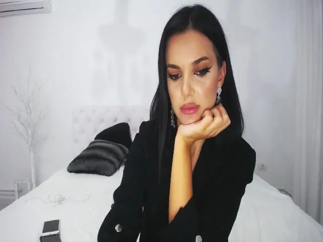 Live sex webcam photo for Mymysterryy24 #256589836