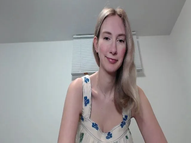 Live sex webcam photo for Strwberrymoon #258894364
