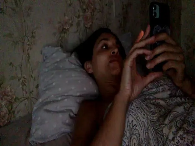 Live sex webcam photo for JolyBoss #256336376
