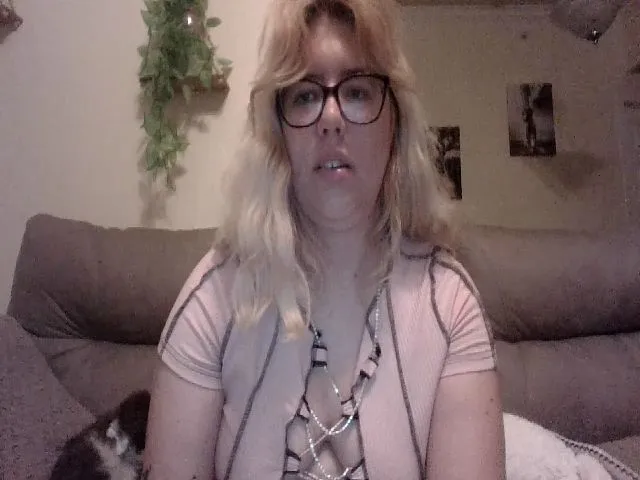 Live sex webcam photo for cozychristine #253295605