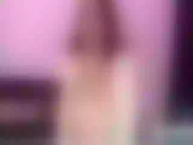 Live sex webcam photo for MaiiAngel #252733046