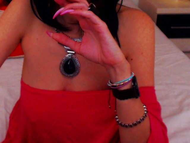 Live sex webcam photo for shannon4u #287962763