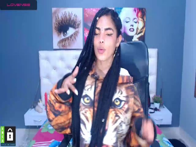 Live sex webcam photo for Tiana_James1 #252314490