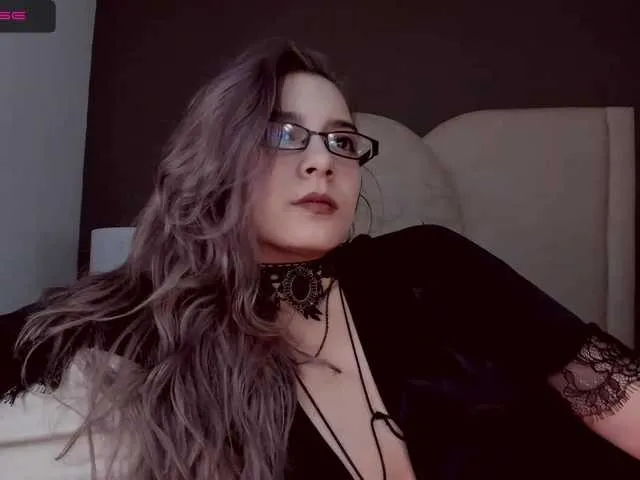 Live sex webcam photo for LilithMystic #245298922