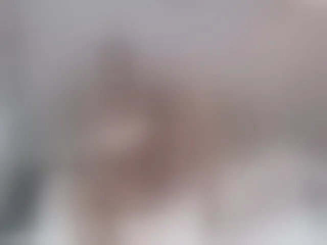 Live sex webcam photo for LauraCrystall #259240380
