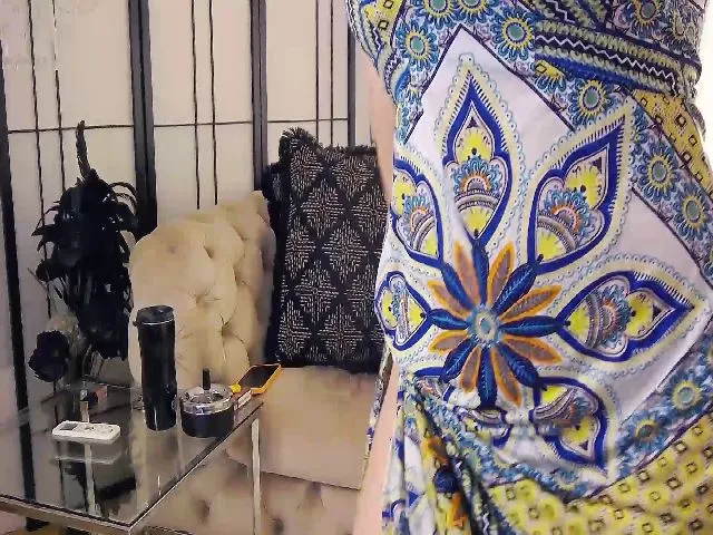 Live sex webcam photo for SummerRain_ #253094596