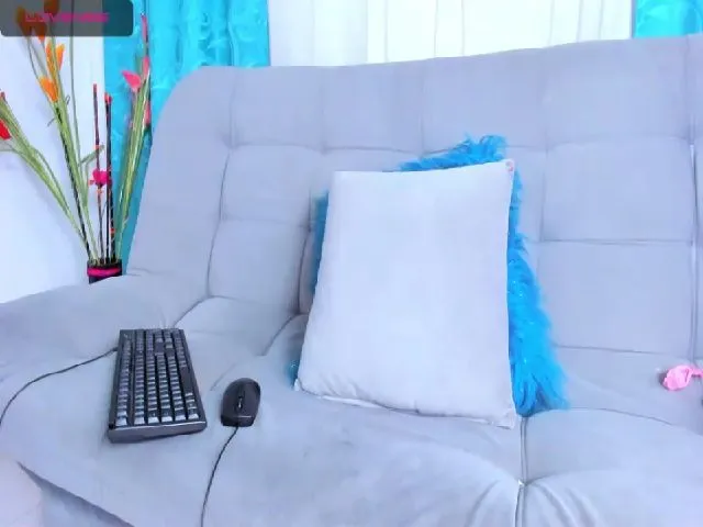 Live sex webcam photo for Lau_castro #257160982
