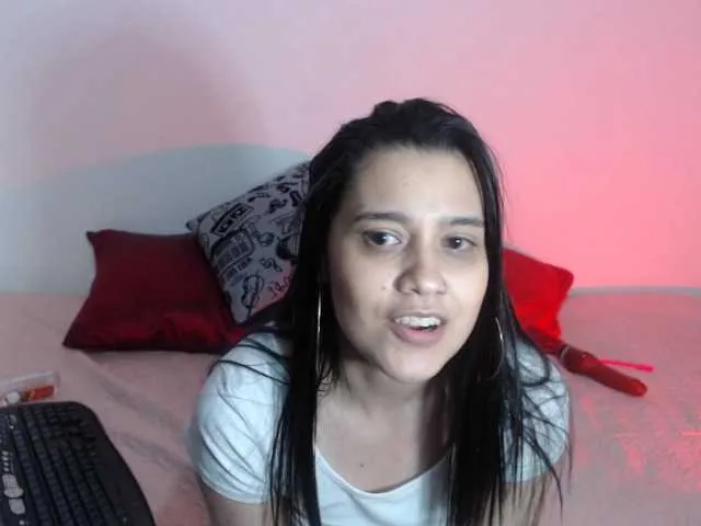 Live sex webcam photo for hannandbriana #241607098