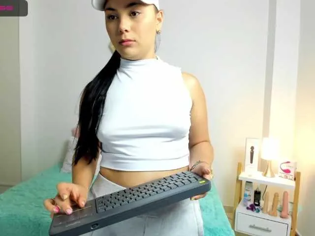 Live sex webcam photo for Ariana-bel #258383260