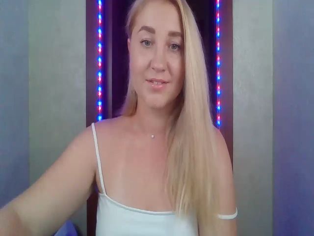 Live sex webcam photo for Ollydoll1 #262430110