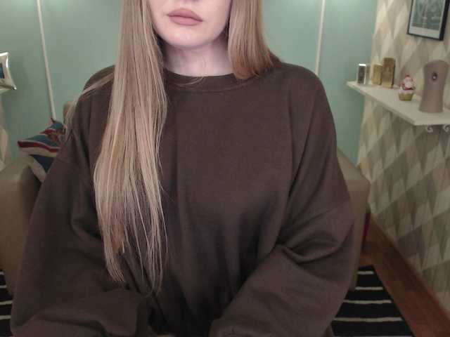 Live sex webcam photo for AvaHealthy #241035976