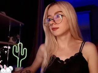 Live sex webcam photo for Annelitt #287947737