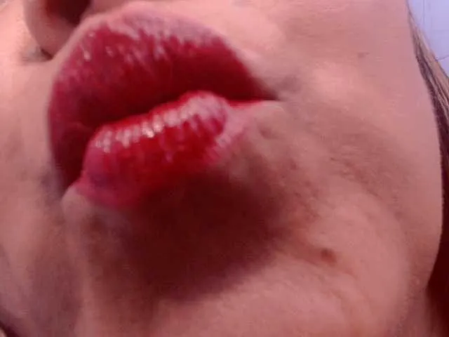 Live sex webcam photo for dirtywoman #241294022