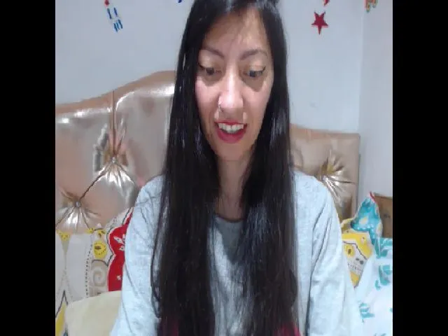 Live sex webcam photo for Kaymilf #257823876