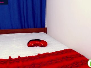 Live sex webcam photo for xprettyass #240728466