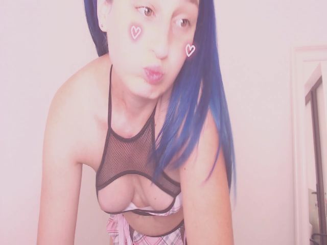 Live sex webcam photo for wetkittycum #254913403