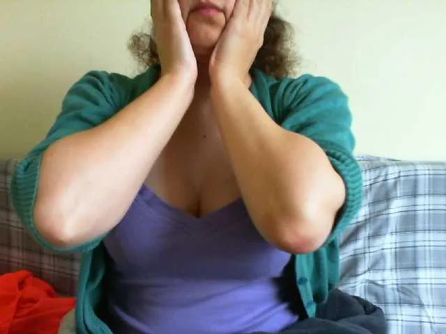 Live sex webcam photo for Colina25 #242596993