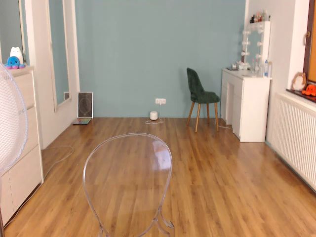 Live sex webcam photo for Conny___ #253570403