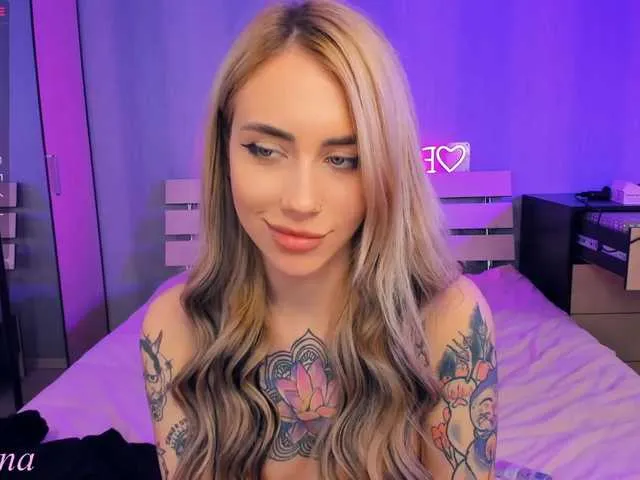 Live sex webcam photo for KaprinaGirrs #241145825