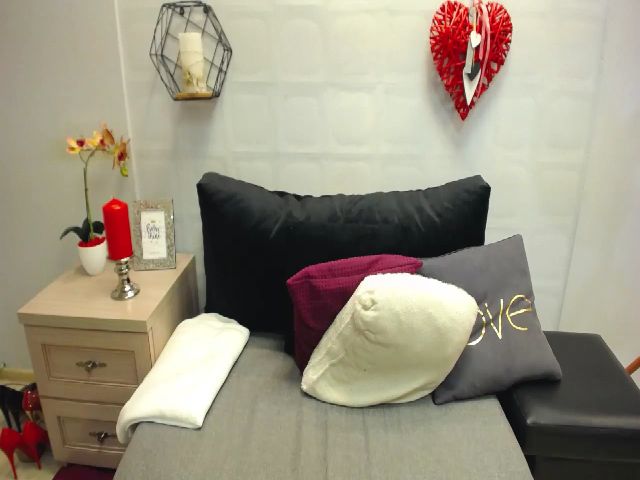 Live sex webcam photo for LaylaFantasy #259979876