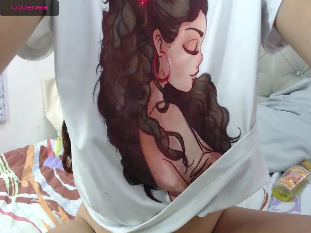 Live sex webcam photo for Ashley_shaw #260213935