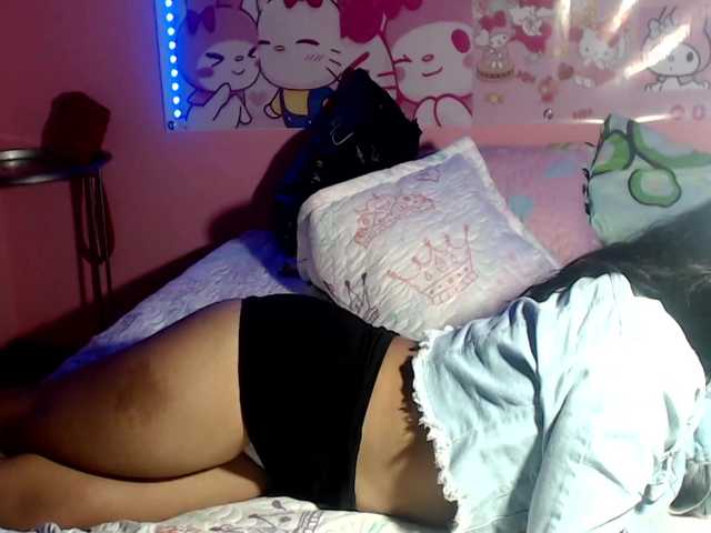 Live sex webcam photo for marilyn-eas #252243620