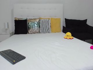 Live sex webcam photo for Johanna_wet #252069346