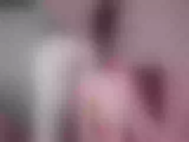 Live sex webcam photo for Sun_kissed1 #252469395