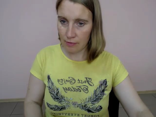 Live sex webcam photo for ChloePlay #257473318