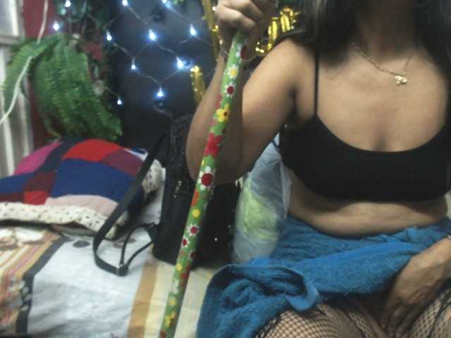 Live sex webcam photo for momlatin #241321281