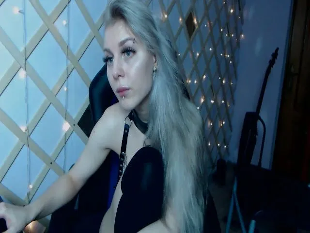 Live sex webcam photo for Exorty #256116937