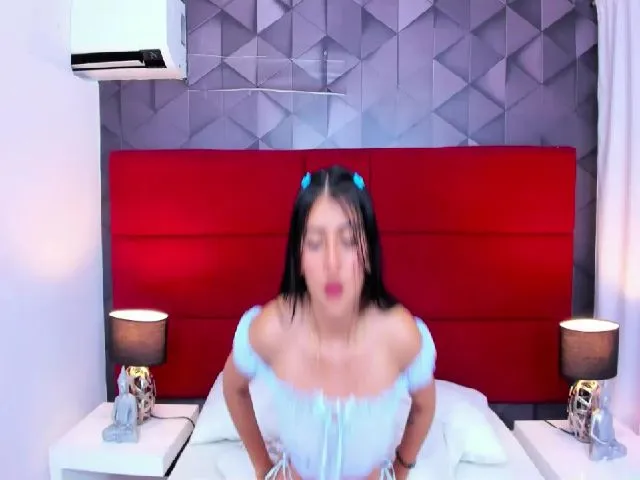 Live sex webcam photo for Chanel_broke #252382019