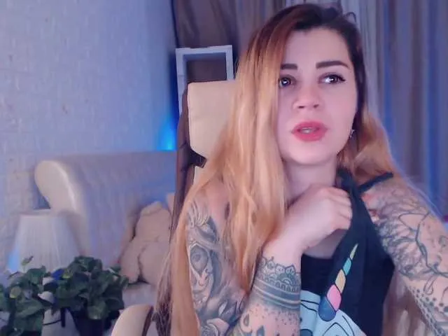 Live sex webcam photo for AmelliDi #241132570