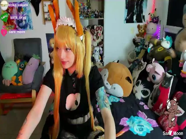 Live sex webcam photo for Sara_Skys #259786478