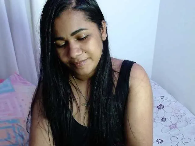 Live sex webcam photo for zoedirty #242596915