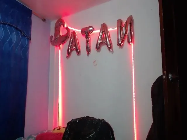 Live sex webcam photo for Hot_skinny_ #255773168