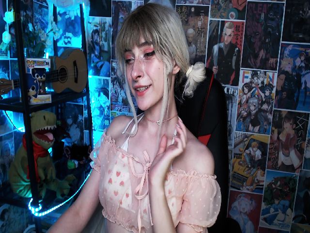 Live sex webcam photo for Manarose27 #256456977