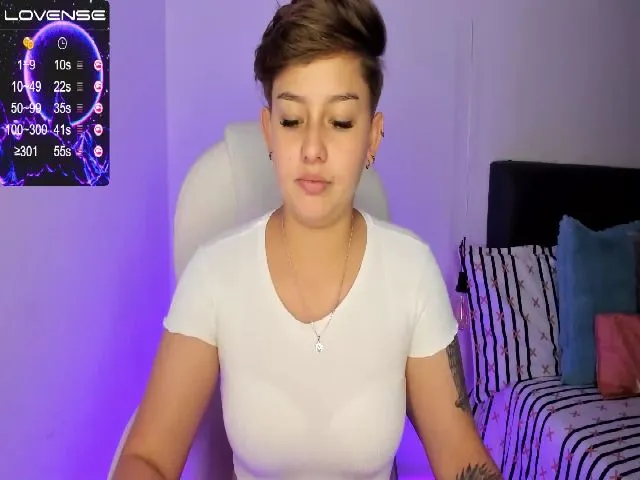 Live sex webcam photo for SalemJimenez #254007904