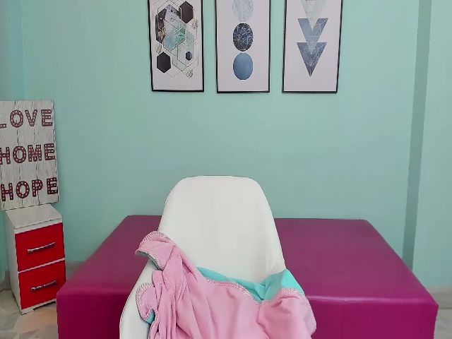 Live sex webcam photo for Ainohacarter #260124952